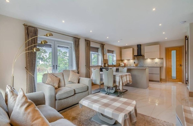 Lux Cottage