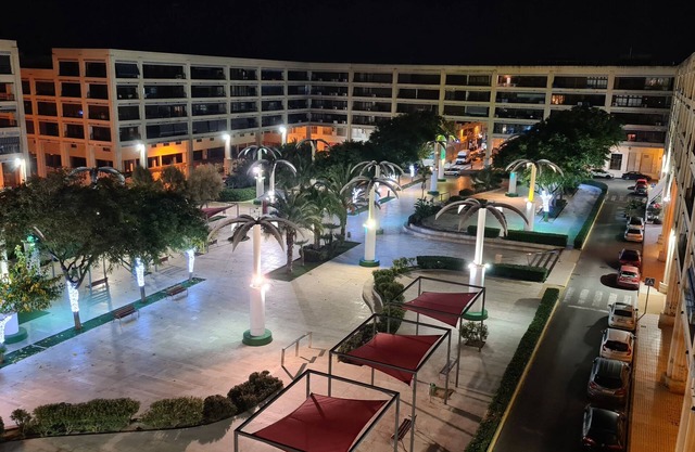 LUX. FULL CENTER APARTMENT, reg. Alicante, 3 CH, 2 bathrooms,parking,200 m BEACH