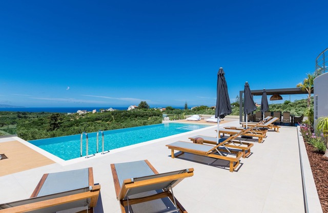 Lux Villa ★ Top Sea View ★ Gym & 6 bedrooms ★ Private Pool