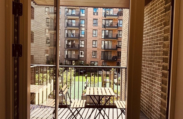 Luxe Apartment - Stylish 2 Bedroom Apartment