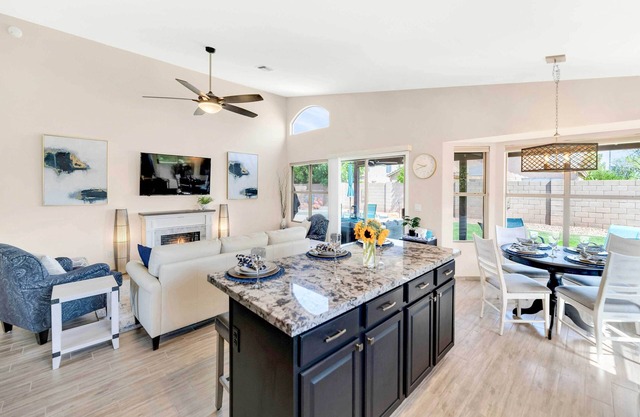 Luxe Gilbert Oasis - Close to Spring Training
