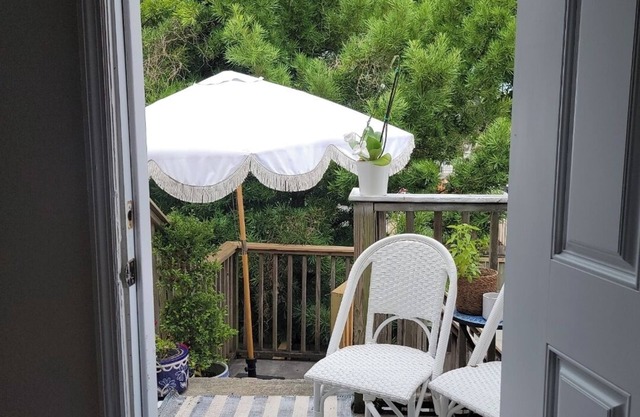 Luxe hideway in heart of historic downtown Savannah.