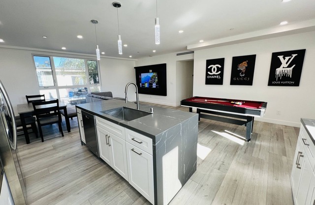 LUXE LIVING