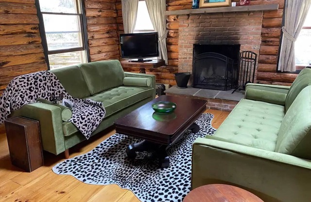 Luxe Log Cabin Minutes From Skiing, Hiking, & More