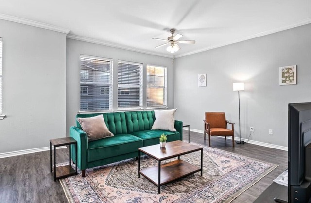 Luxe New 2BR 2BA Apartment in Haltom City with Style