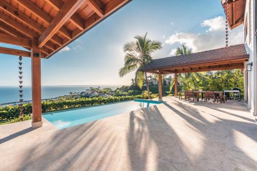 Luxe retreat at Puerto Bahia Bkfst included