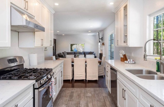 Luxe Spacious Home in Tarzana