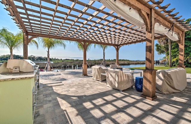 Luxe Spring Hill Home w/Patio & Dock!