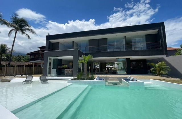 LUXOBRASIL #AR23 Canal House Porto Bracuhy Vacation Rentals