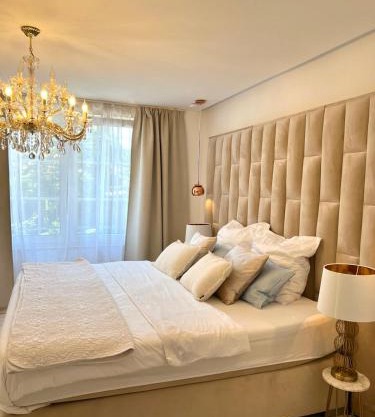 Luxrem-DE 1 Apartments