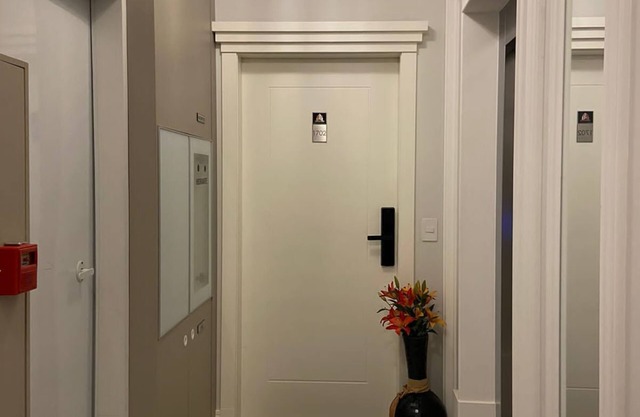 Luxuoso Apartamento NO Coração DE Meia Praia