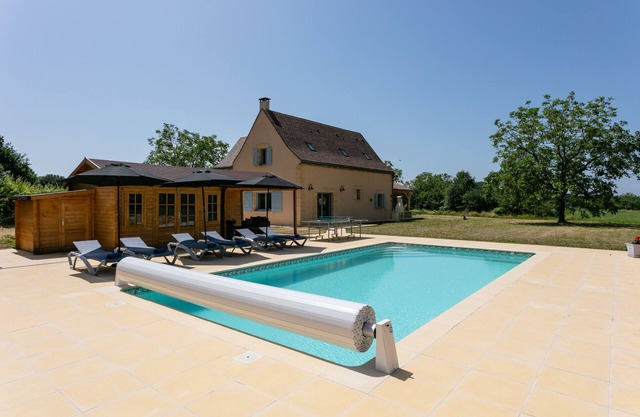 Luxury 3 Bed Home with Heated Swimming Pool, Brand New Air Con and Boules Pitch