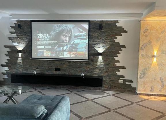 Luxuriöse Wohnung im Herzen von RLP