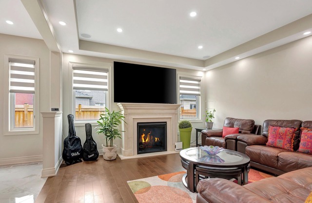 Luxurious Master guest suite w/office space in Stouffville, Canada