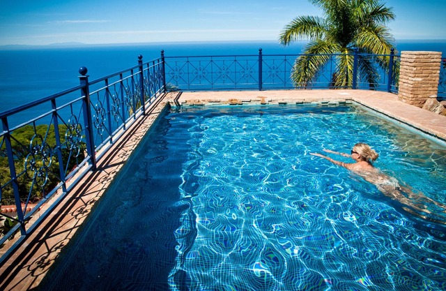 Luxurious villa, exposed location, dream view, sauna, jacuzzi, very quiet area