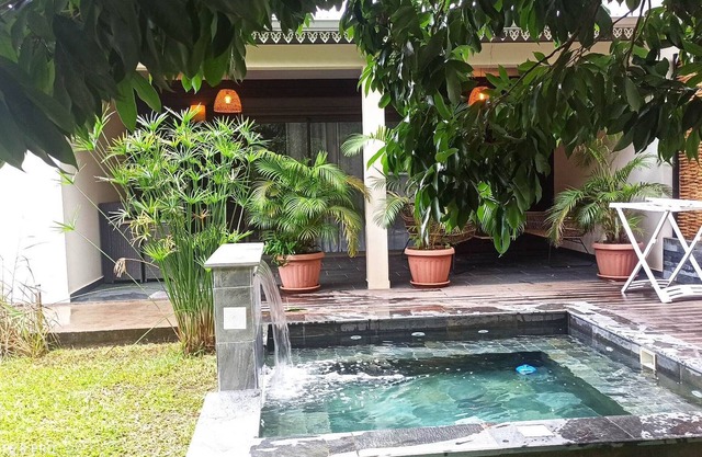 Luxurious 2-BR Villa with Private Spa in Saint-Philippe - Sleeps 6