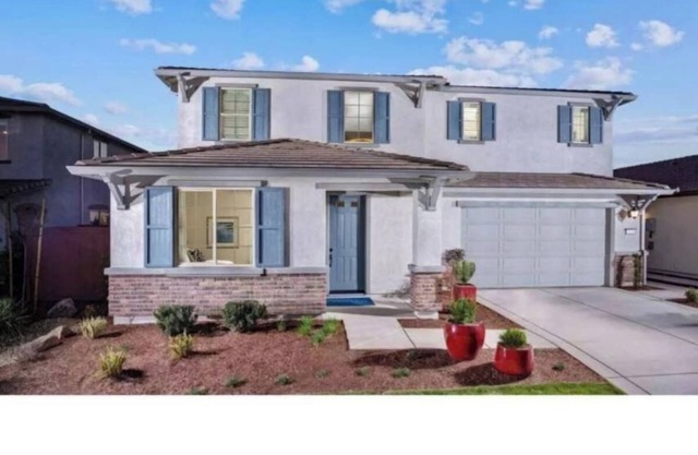 Luxurious 4BR Villa!