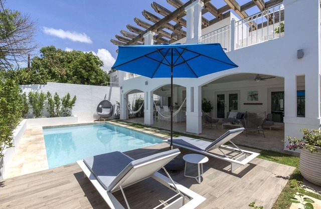 Luxurious And Beautiful Beach House With Pool In Ocean Park (SEE VIDEO)