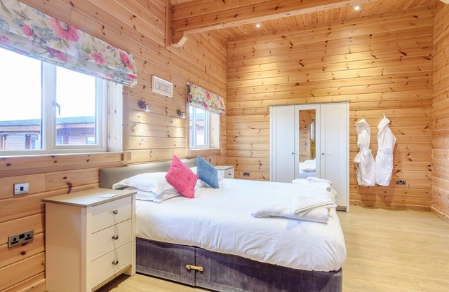 Luxurious and contemporary Finnish log lodge.