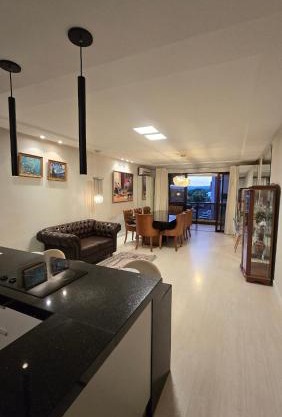 Luxurious apartment with lake side