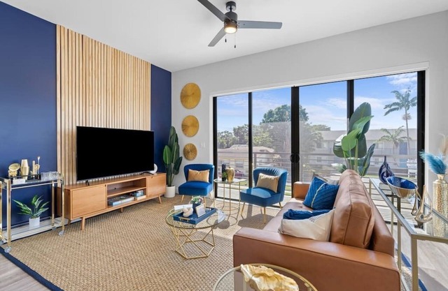 Luxurious Brand-New Coastal 2 Bedroom