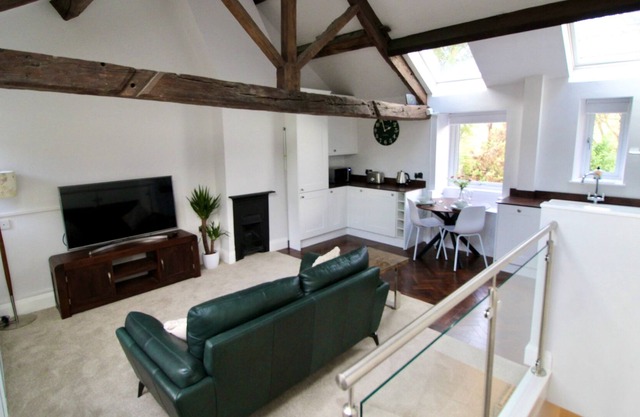 Luxurious cosy cottage in peaceful rural location