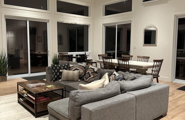 Luxurious cottage experience on the Muskoka river designed to surprise & delight