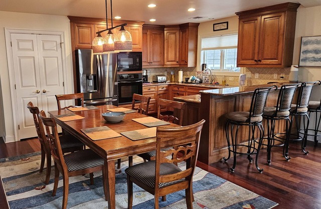 Luxurious Four Bedroom Lewes Beach Beauty