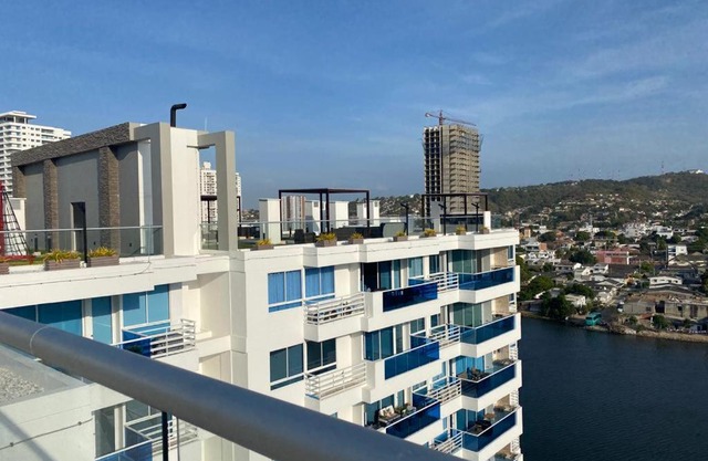 Luxurious Furnitured Apartment in Exclusive Area Cartagena