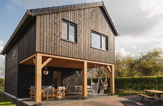 Luxurious holiday home with rural character