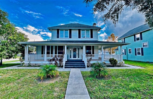 Luxurious Home In Close Proximity To Disney World