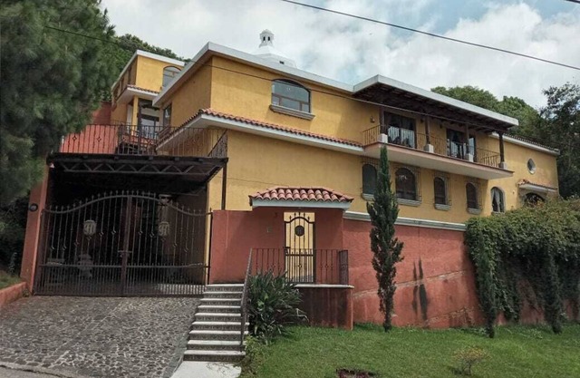 Luxurious home near Antigua