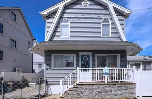 Luxurious House For Your Stay