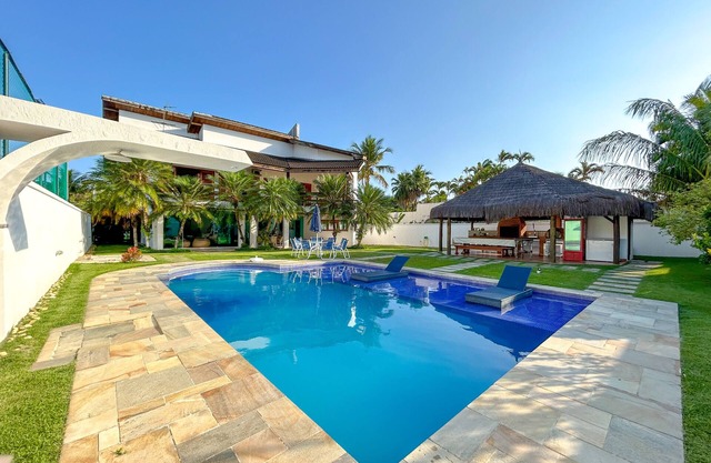 Luxurious House - Leisure and Comfort