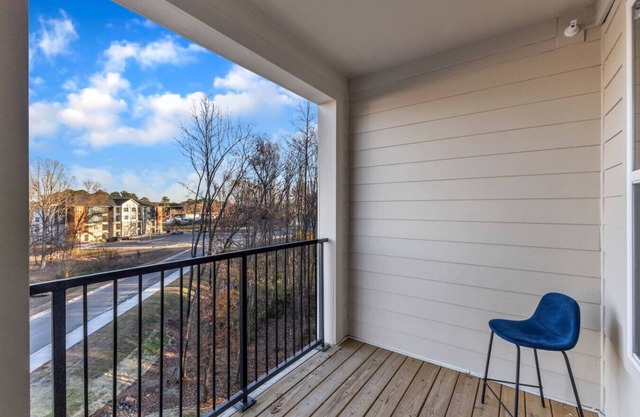 Luxurious King 3BR Suite—Mins to Downtown Durham!