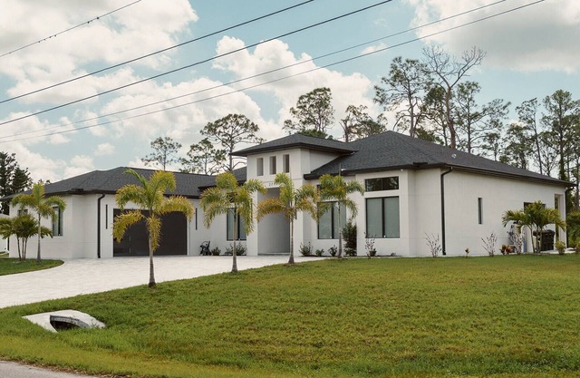 Luxurious Retreat 3BR House in North Port Florida, Gulf Coast Beaches