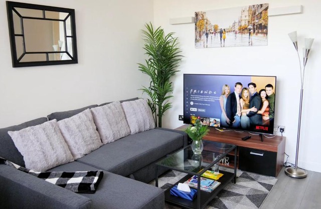 Luxurious Short Stay Flat in Milton Keynes