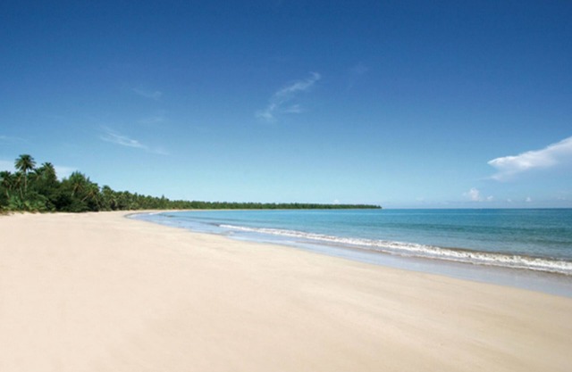 Luxurious St.Regis Bahia Beach Villa; access to Golf, Pool, Tennis & Golf Cart