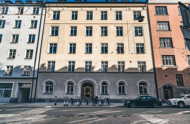 Luxurious turn-of-the-century apartment in the center of Stockholm City.