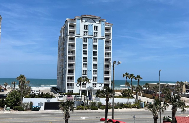 Luxurious 3 bed 2 bath Penthouse Condo with amazing Ocean and Intracoastal views