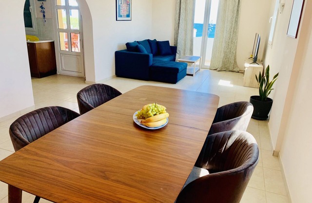 Luxurious villa on the beach of Lachania