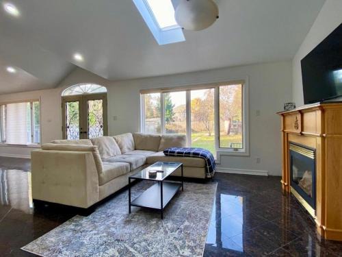 Luxurious Villa with 6BR - Garden - Free Parking