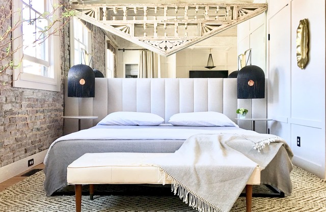 Luxuriously Restored Loft in Old Town Alexandria