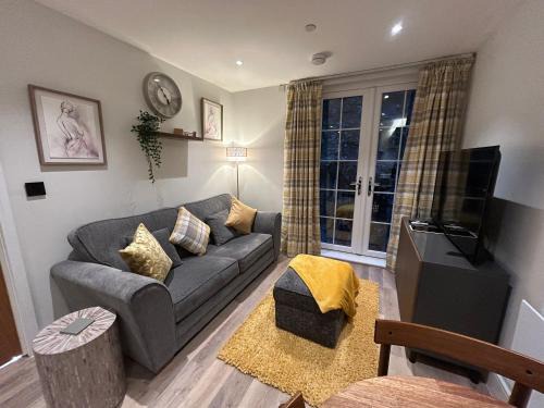 Luxury 1 Bedroom Apartment - Rock Mill 20