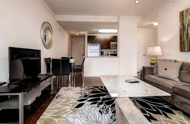 Luxury 1BR | Full Kitchen | Steps from PATH | by GLS