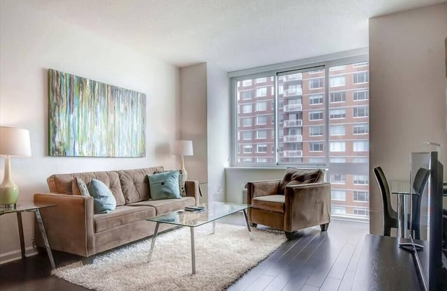 Luxury 1BR | Health Club | Pool | Near PATH