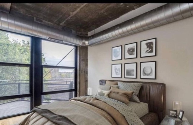 Luxury 2 bed University Village