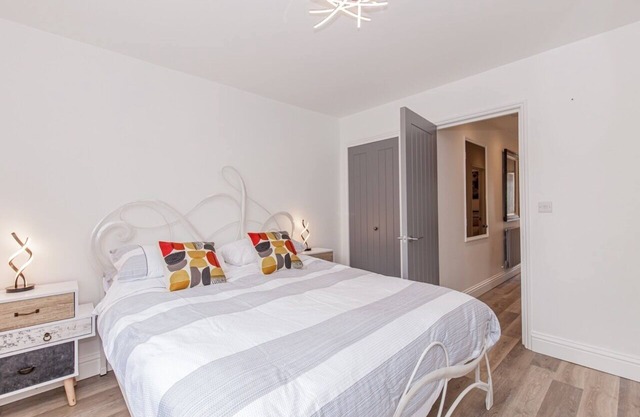 Luxury 2 Bedroom, 2 Bathroom Apartment - Oxford