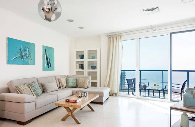 Luxury 2BR Apt w Balcony 2 min Walk from Beach