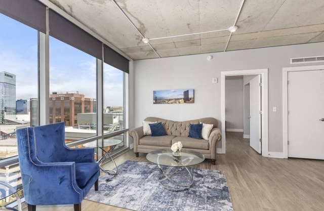 Luxury 2BR Penthouse in Downtown GR